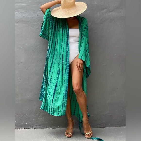 Elegant Green Swim Cover-Up - Picture 2 of 6